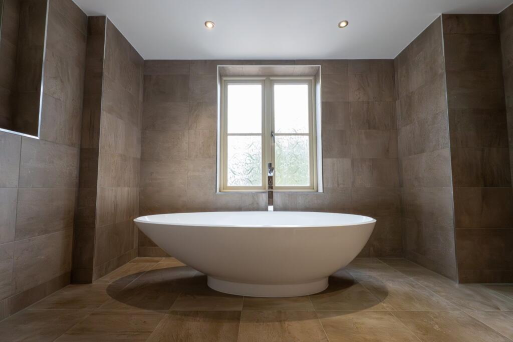 Additional image 23 of Warwick Road, Knowle, Solihull, West Midlands, B93