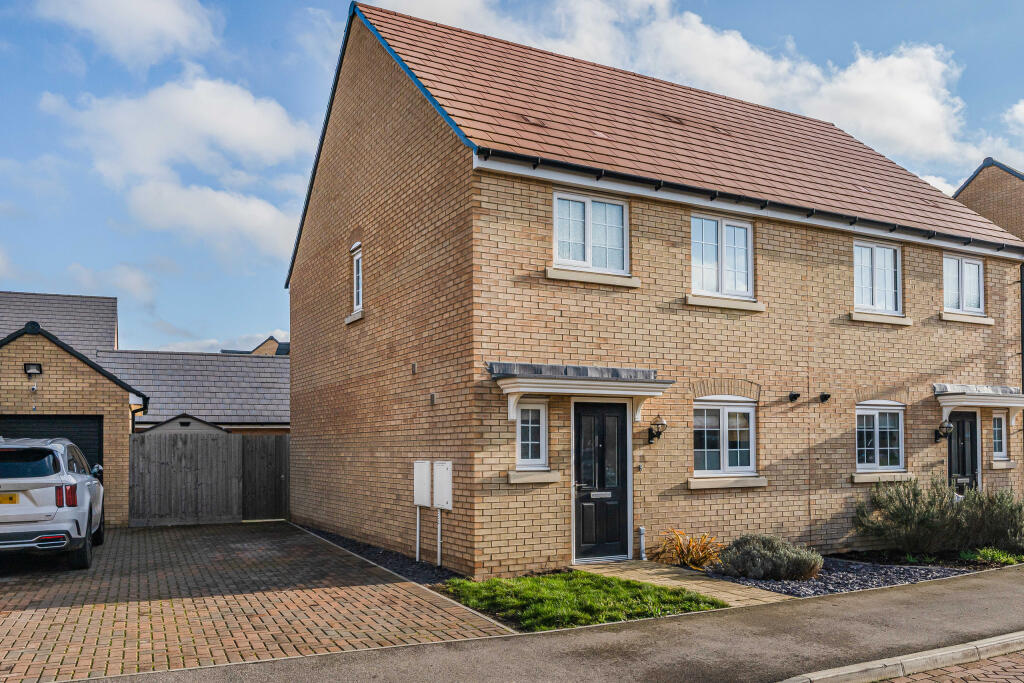 3-bed semi-detached on Stimpson Street, Sutton, Ely, Cambridgeshire, £300,000