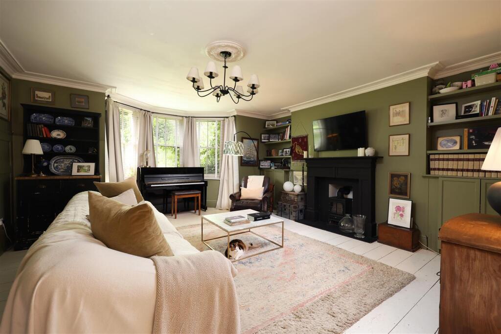 Main image of property: Apsley Road, Clifton, Bristol