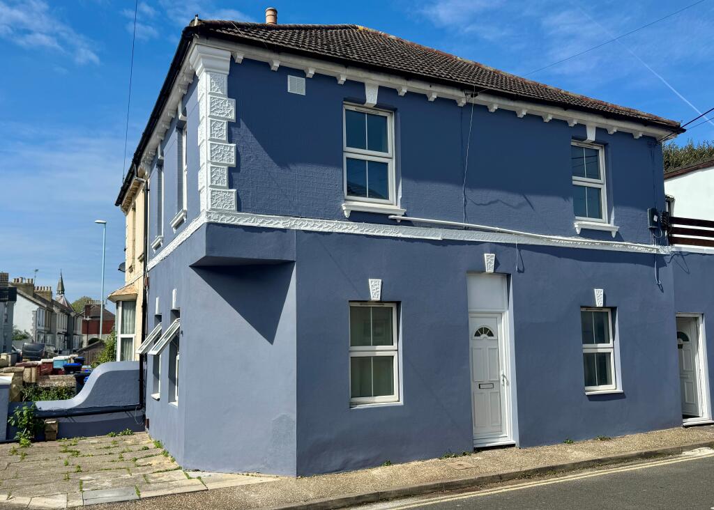 Main image of property: Tarring Road, Worthing, BN11