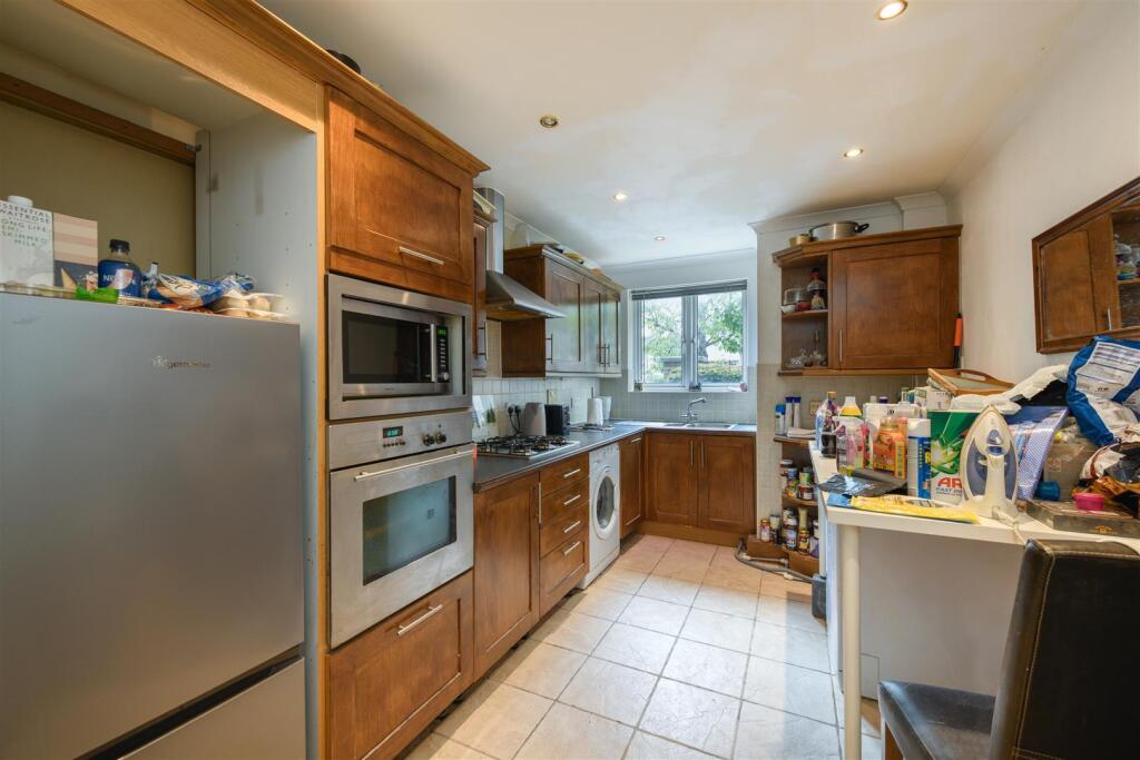 Apartment in London - View 4