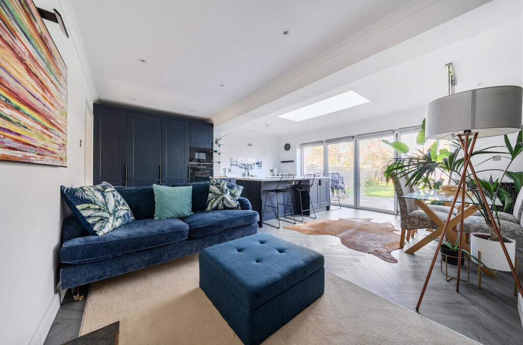Thicket Road, Tilehurst, Reading – pohled 6