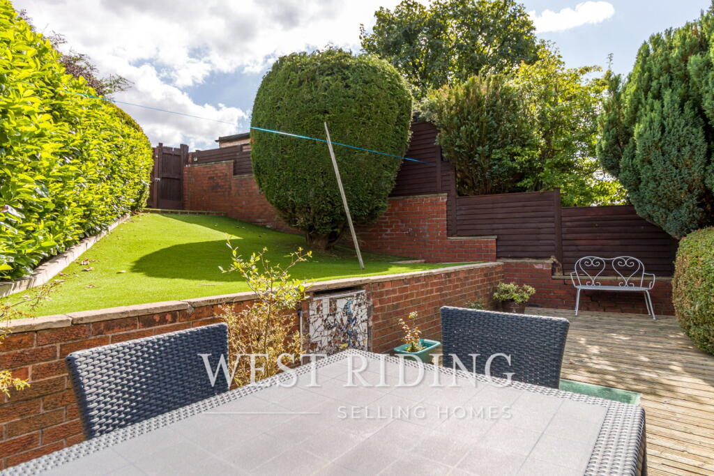 House in Oldham - View 5
