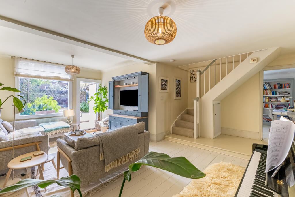 House in Twickenham - View 4
