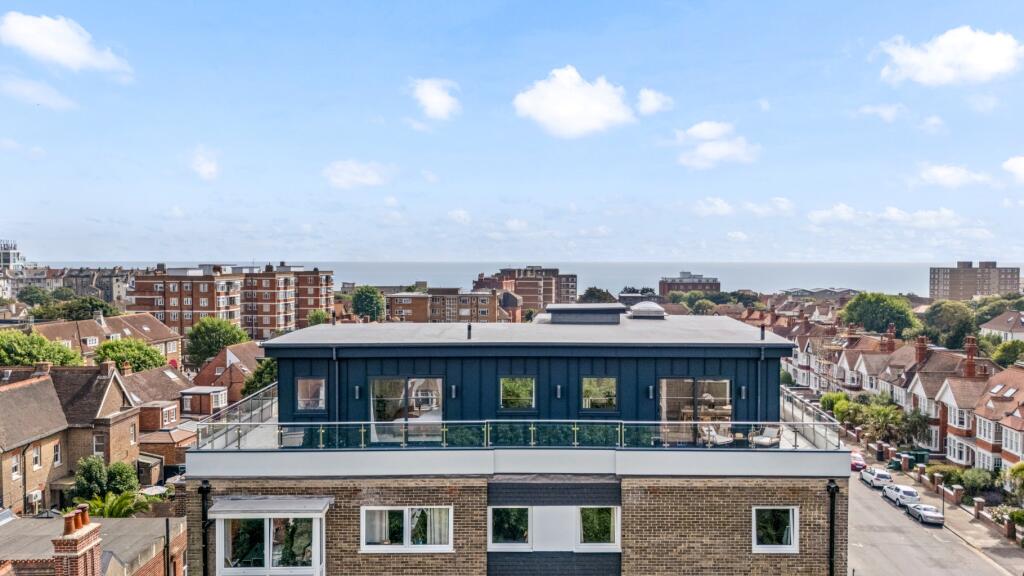 Apartment in Brighton