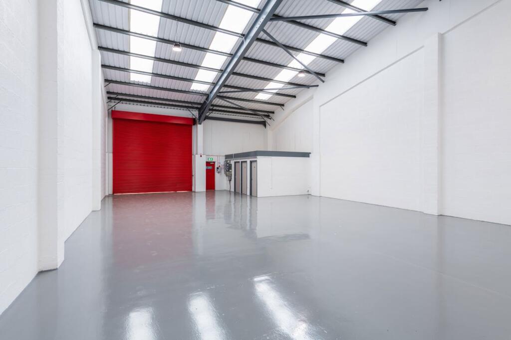 Unit-L-Chippenham-Trade-Centre-31.jpg
