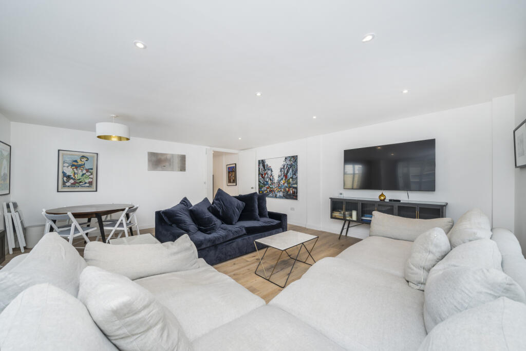 Apartment in London - View 4