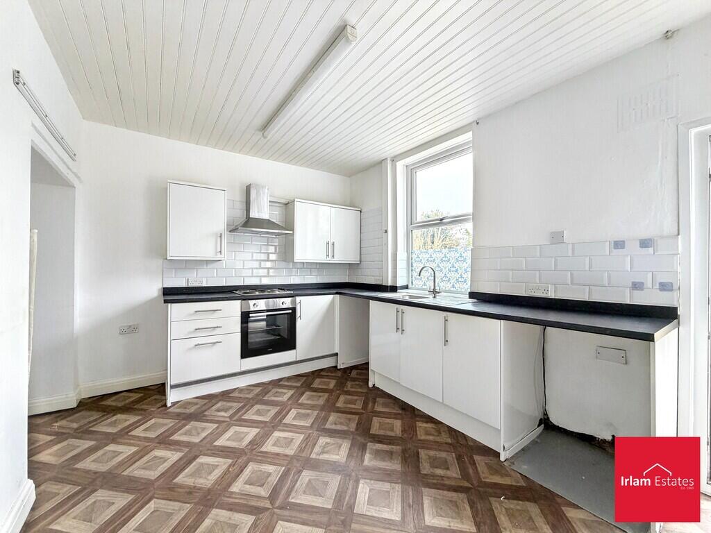 House in Salford, Greater Manchester - View 4