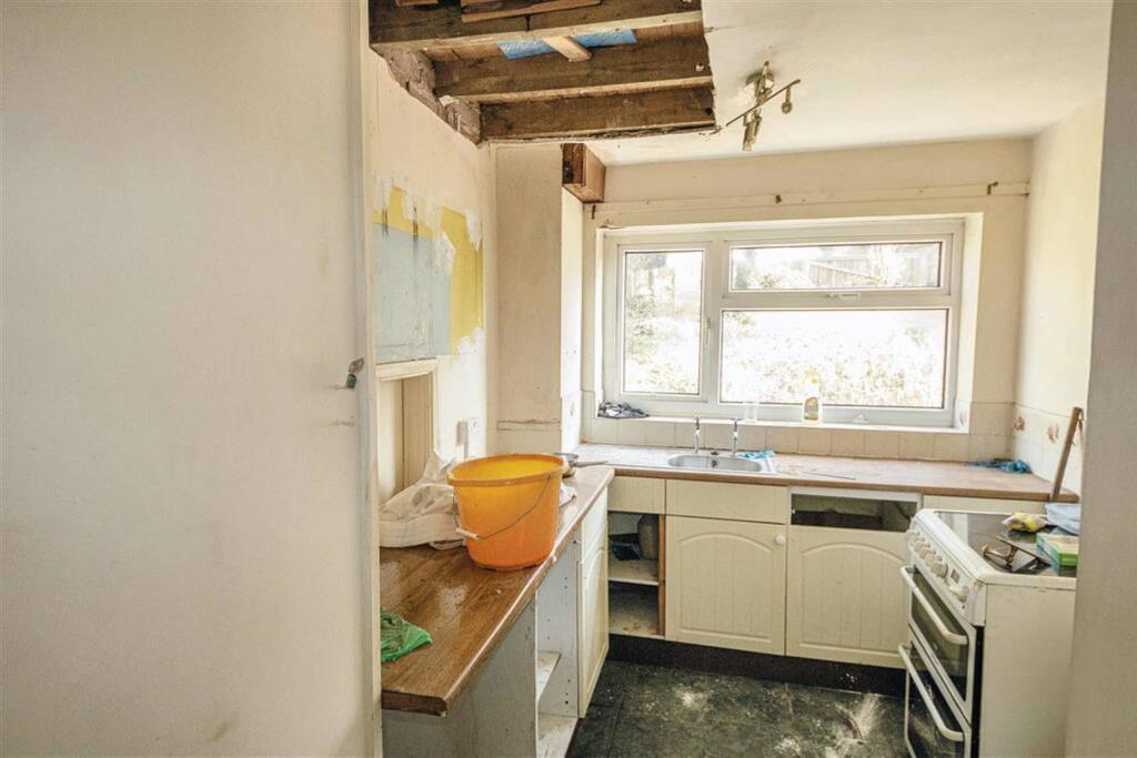 3 Langetts Road, Coleford GL16 8BT photo 3