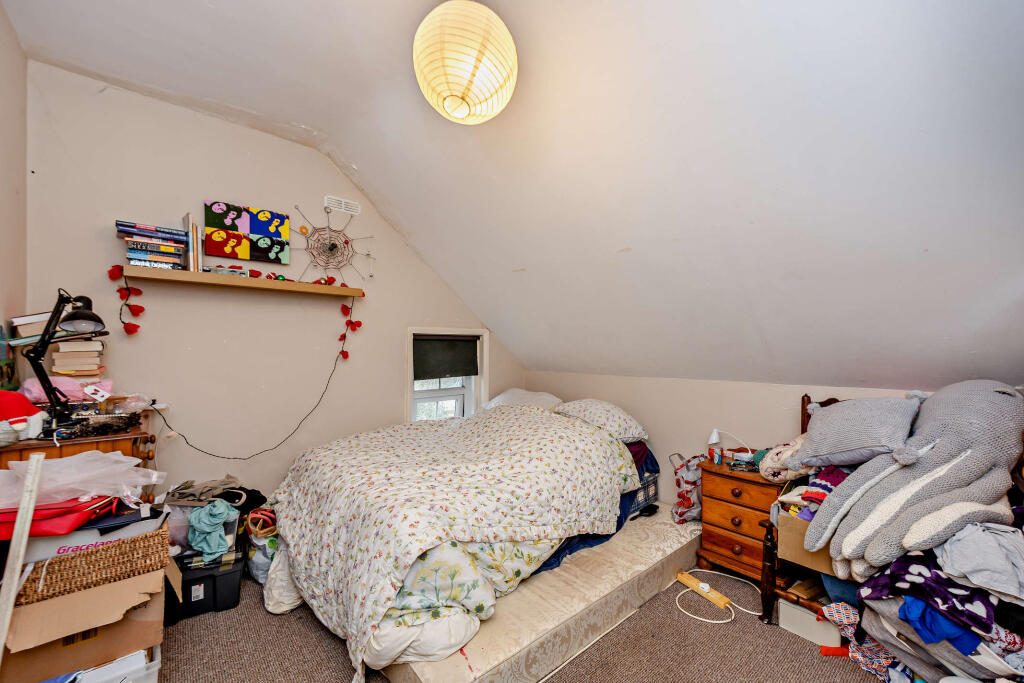 Apartment in Tonbridge - View 5