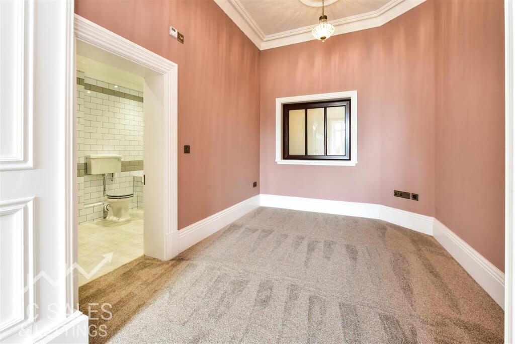 Apartment in Derby - More
