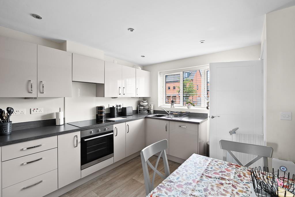 House in Winsford, Woodford Grange, Hebden Green - More