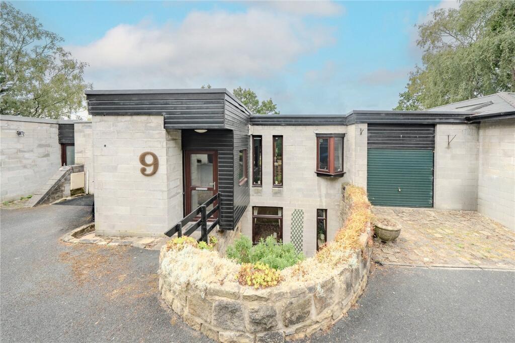 Main image of property: Monkswood, Kirkstall, Leeds, West Yorkshire