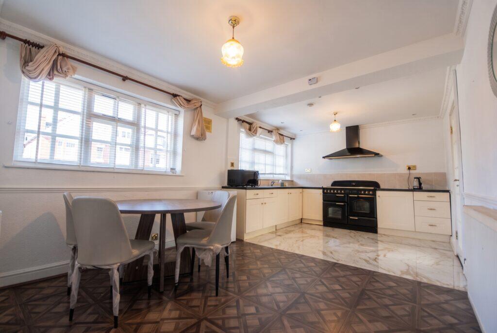 House in Birmingham - View 4