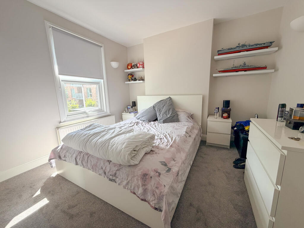 Apartment in Wooburn Green, Wooburn - View 5