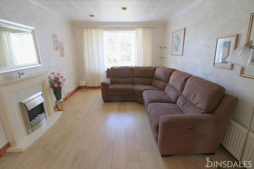 House in Bradford, West Yorkshire - View 3