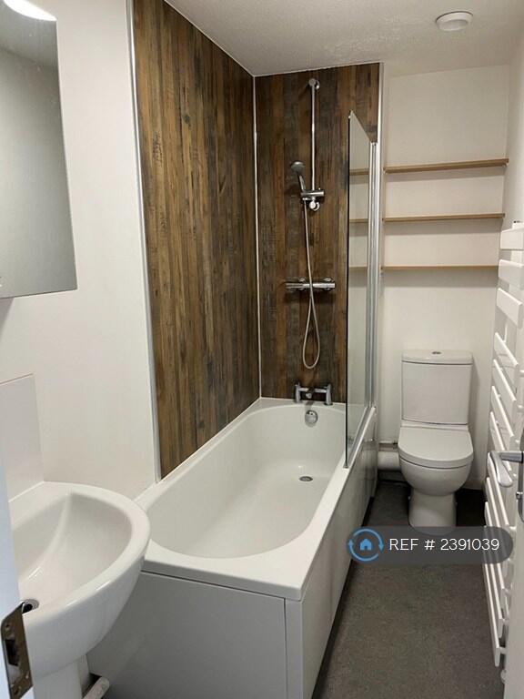 Apartment in St Albans, Sandridge - View 5