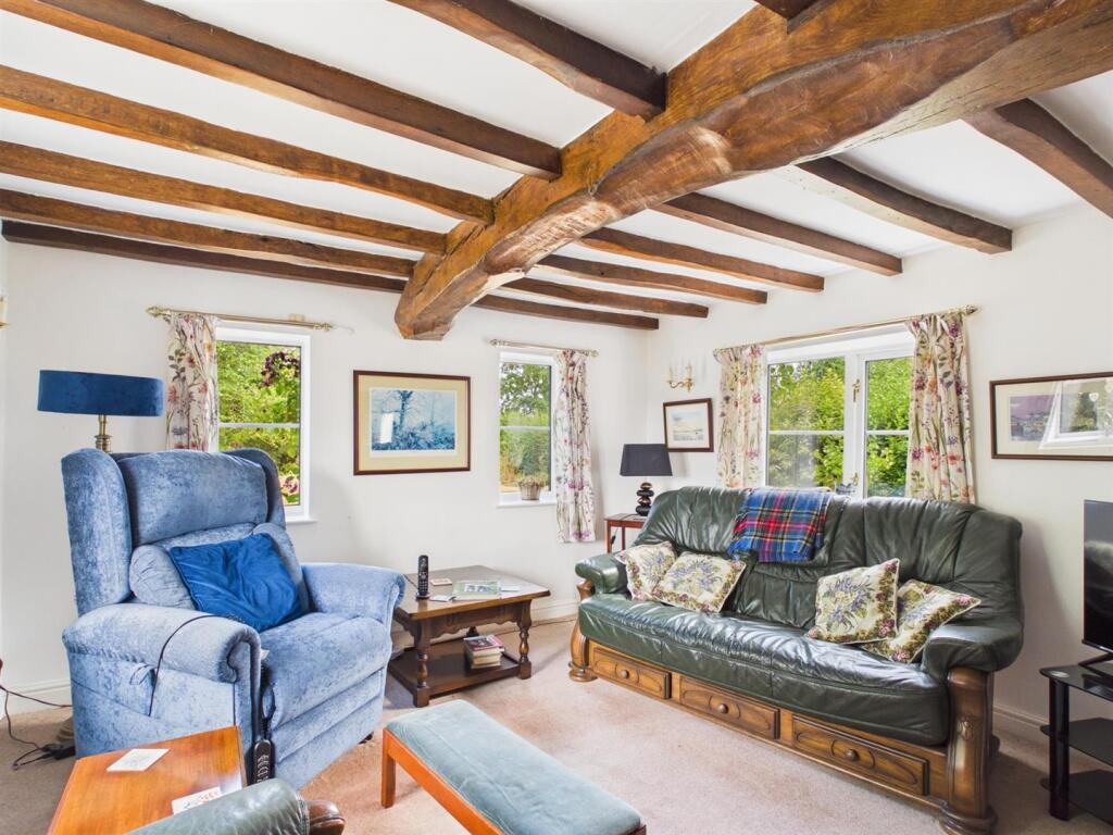 House in Derbyshire Dales, Harehill, Boylestone - View 4
