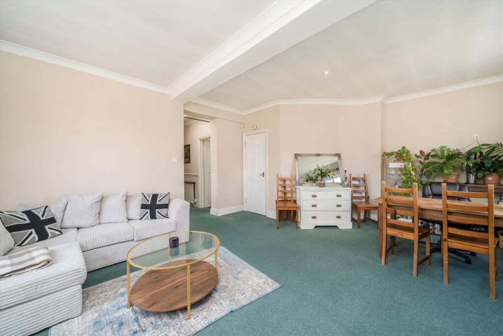 Apartment in London - View 4