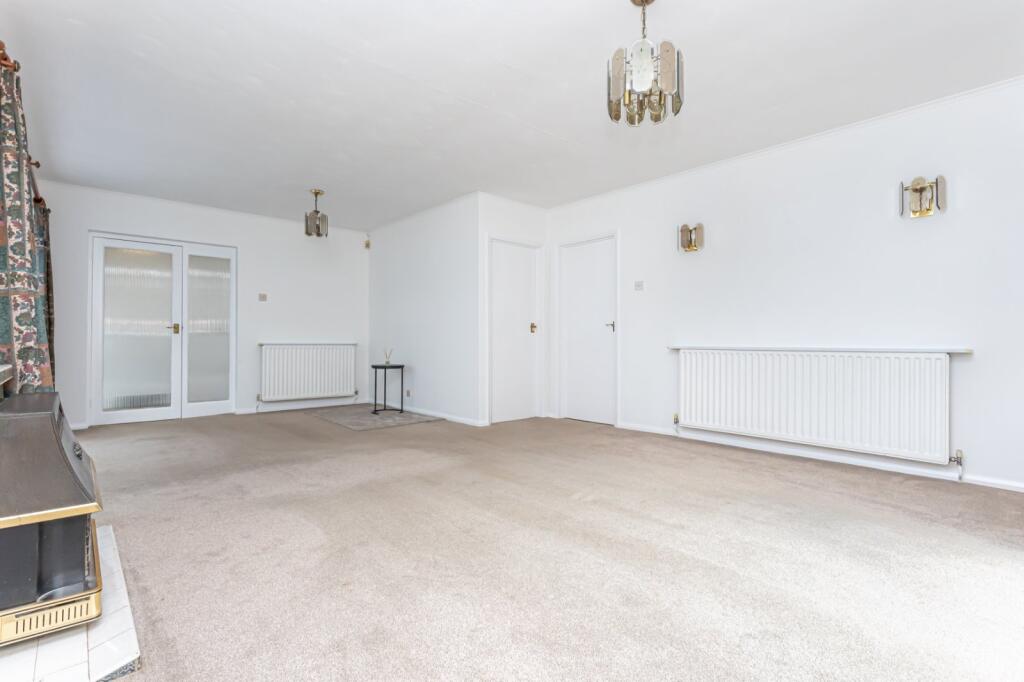 House in Canterbury - More