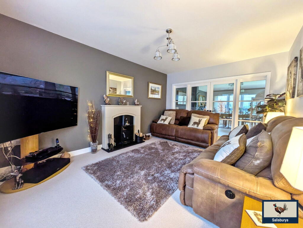 Tavistock, PL19 0FF photo 3