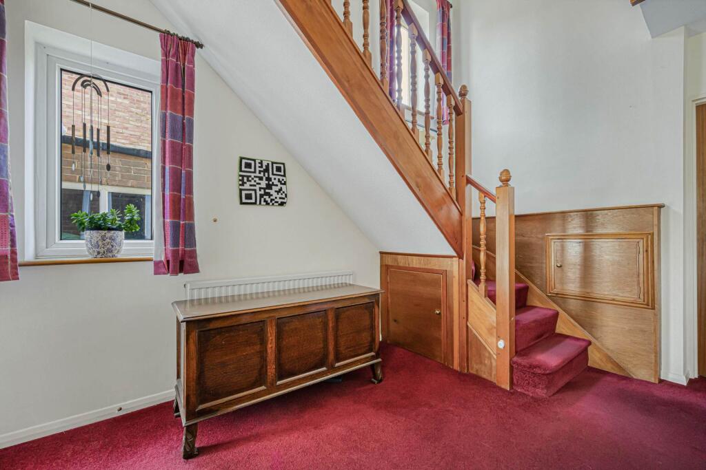 House in Reading, Lower Earley, Earley - View 6