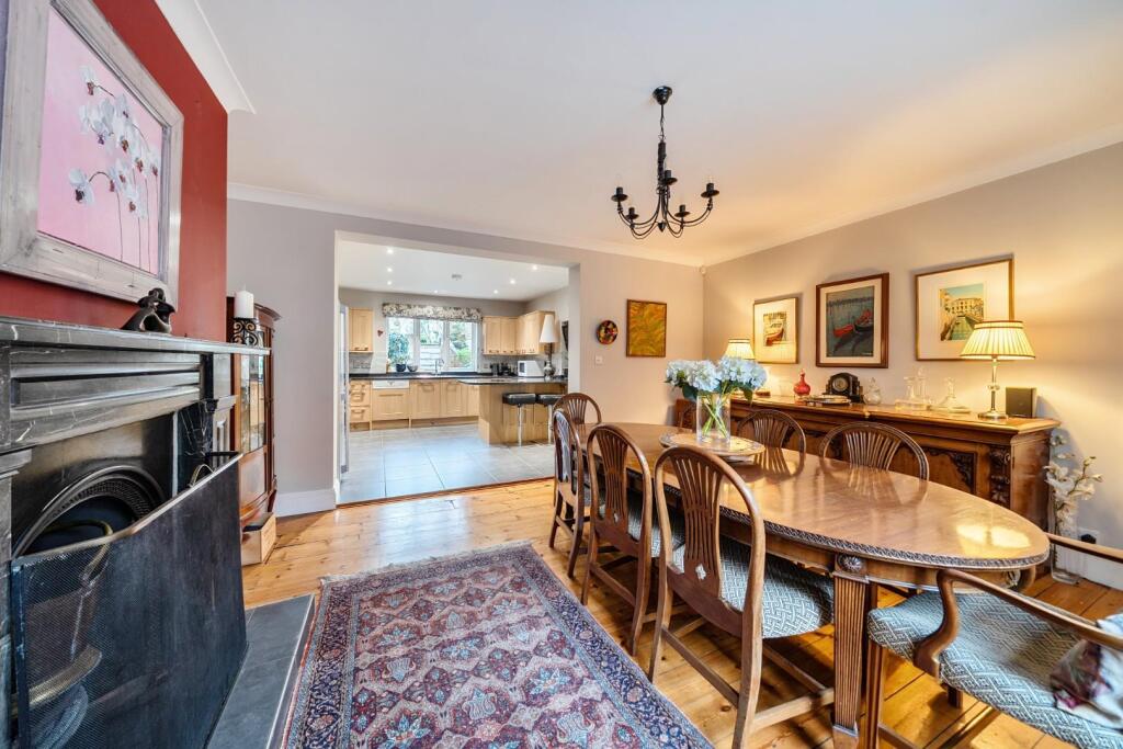 House in Slough - View 4