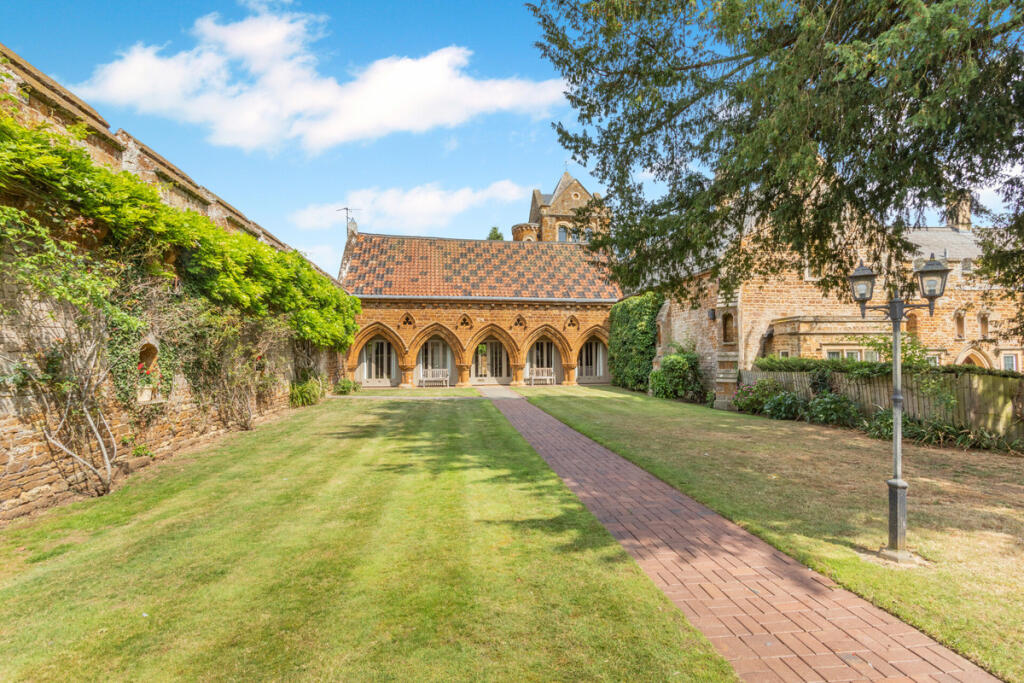 Main image of property: Mackworth Drive Finedon, Wellingborough NN9 5NL