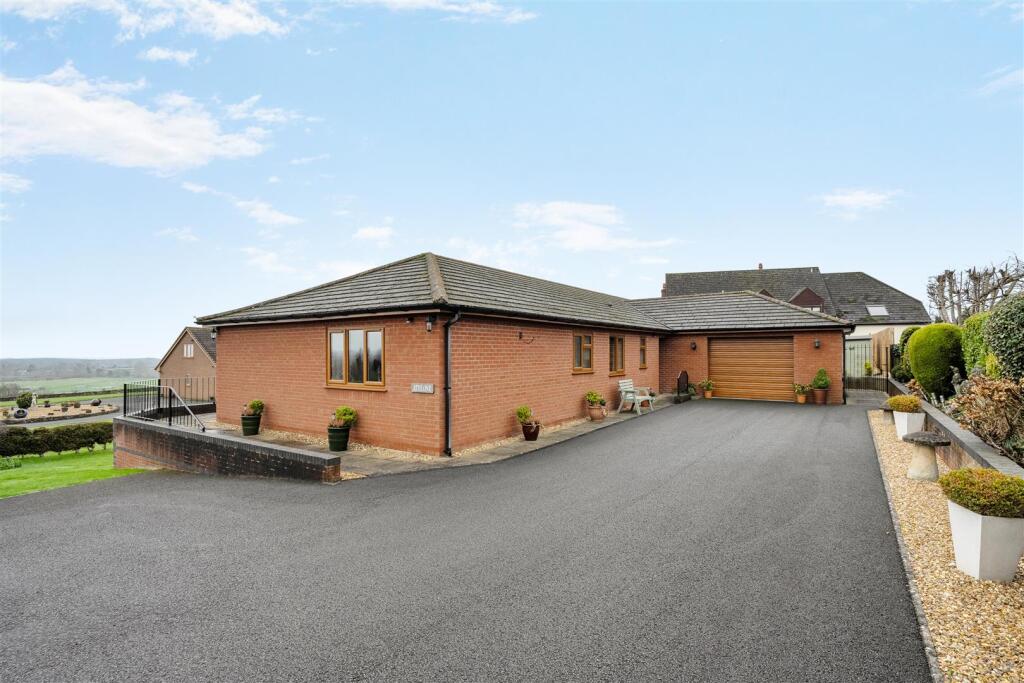 Main image of property: Stargarreg Lane, Pant, Oswestry