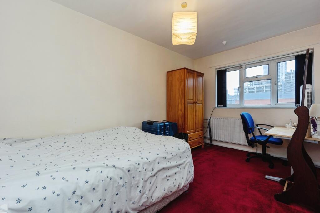 Apartment in Manchester, Brunswick, Chorlton-on-Medlock - View 3