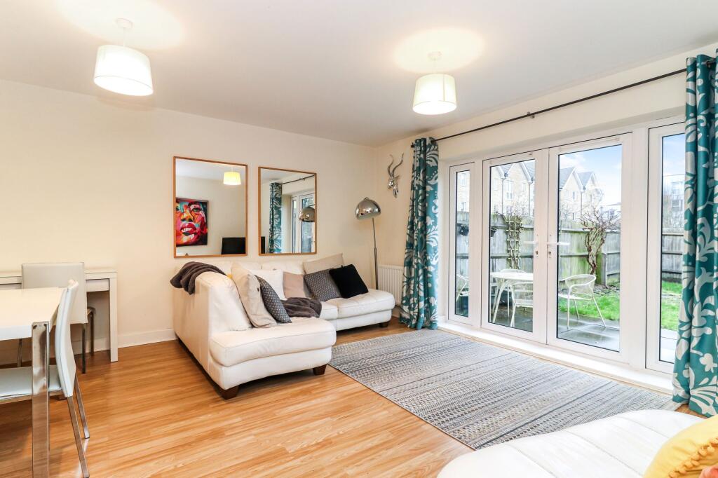 Frances Mews, Nash Mills Wharf, HP3 - View 2