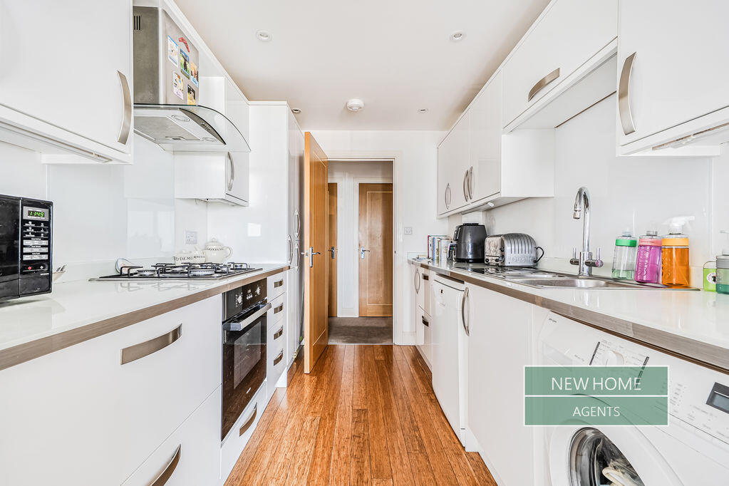 Apartment in Tonbridge - More