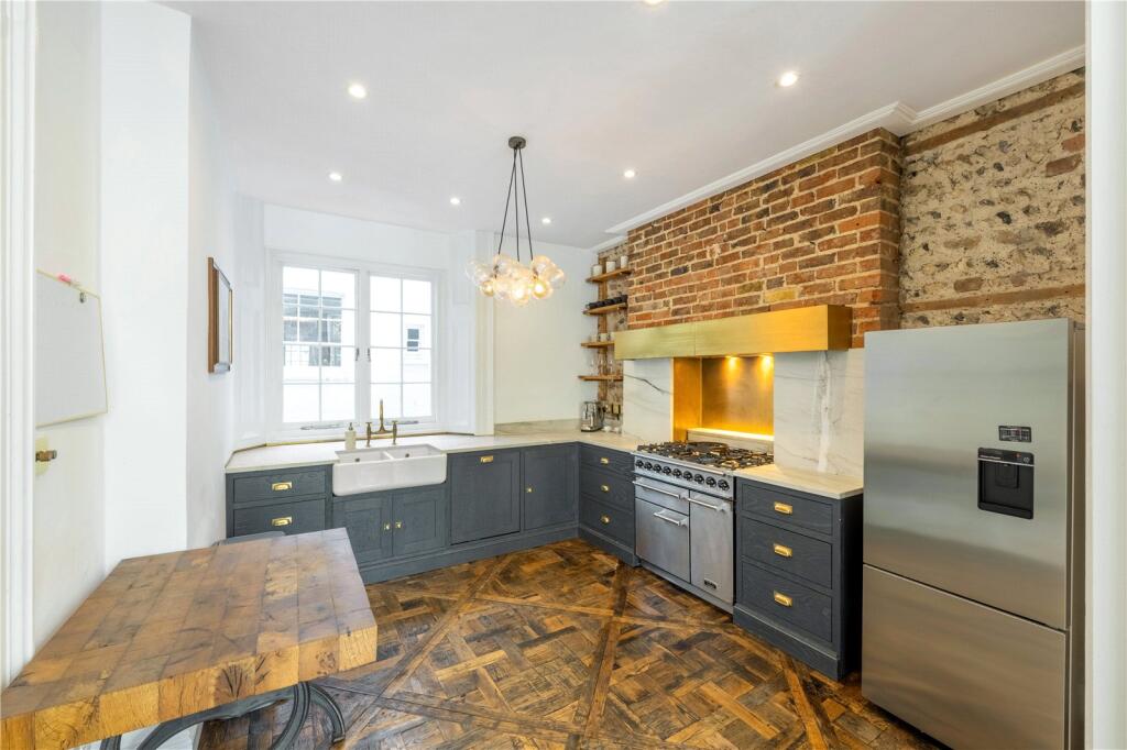 Apartment in Brighton - View 4