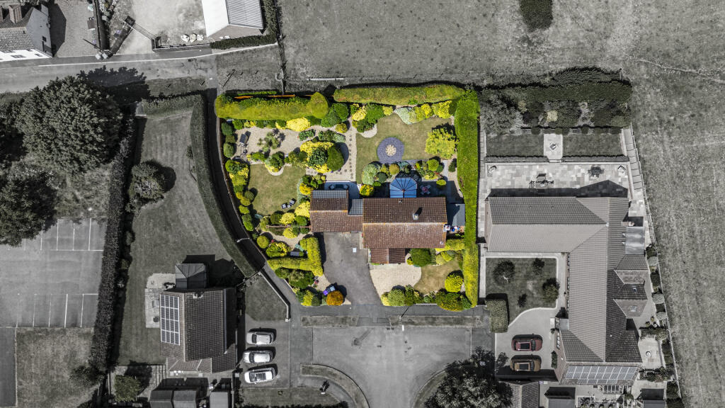 Highfield Close, Foston, Grantham - View 2