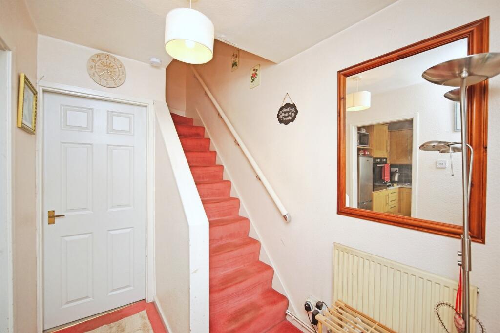 Bickenhill Park Road, Solihull photo 3