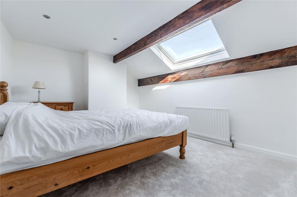 House in Leeds - View 5