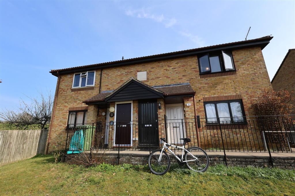 Main image of property: Ashburnham Close, Sevenoaks