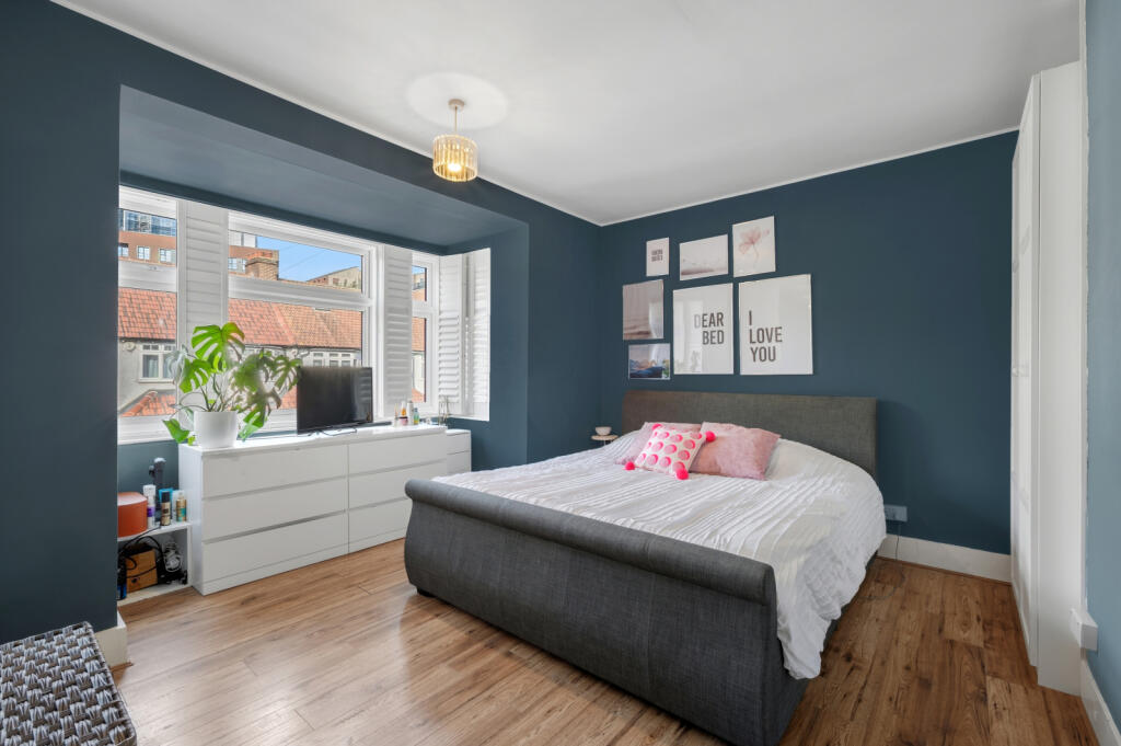 House in New Malden, West Barnes - View 5