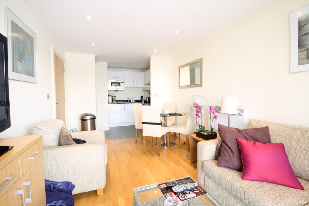Apartment in London - View 2