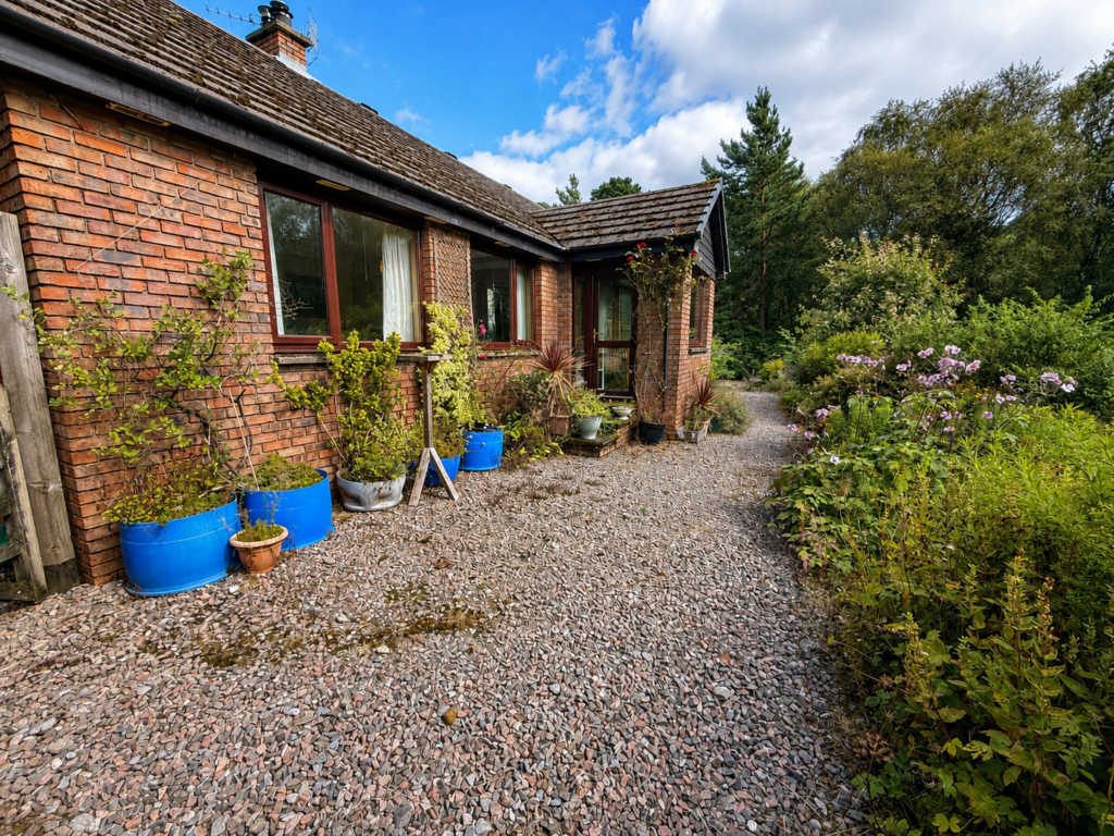 House in Perth, Highland - View 5