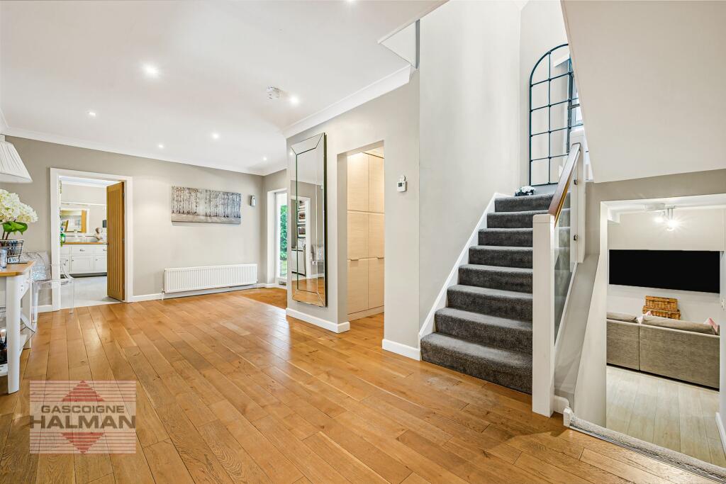 House in Wilmslow - View 2