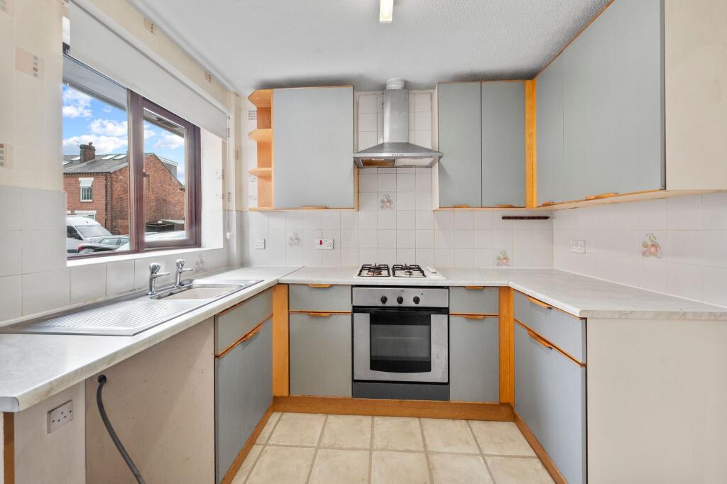 House in Leigh, Bedford - View 3