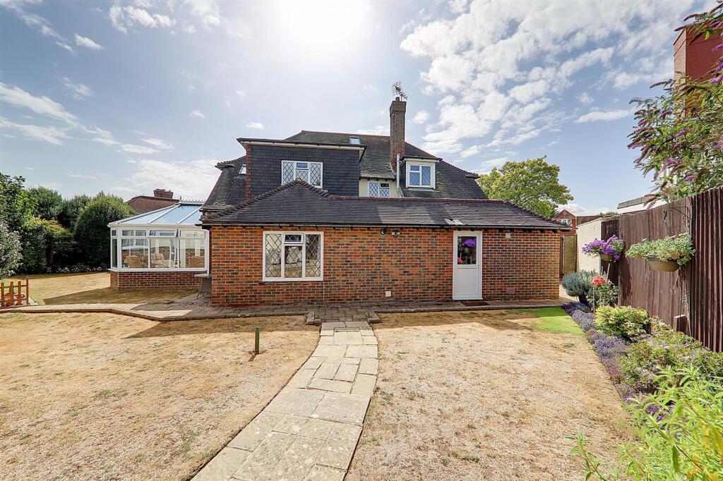 House in Brighton - View 4