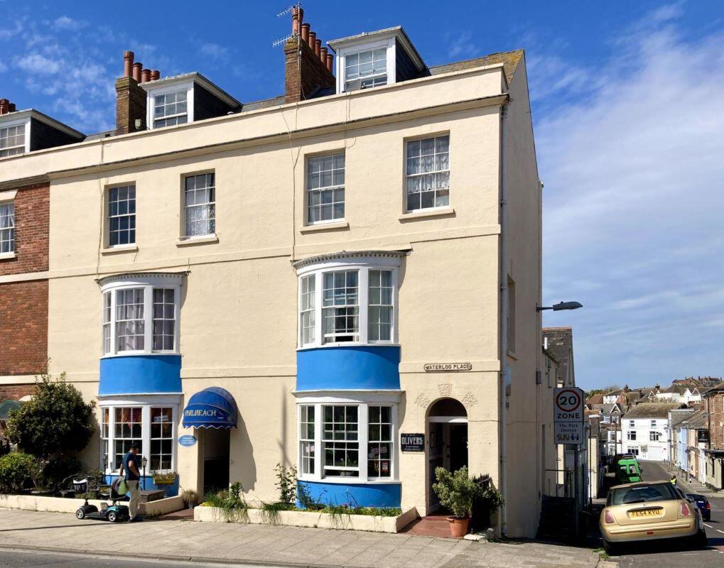 Main image of property: Olivers Guest House, 12 Waterloo Place, Weymouth, Dorset, DT4 7PG