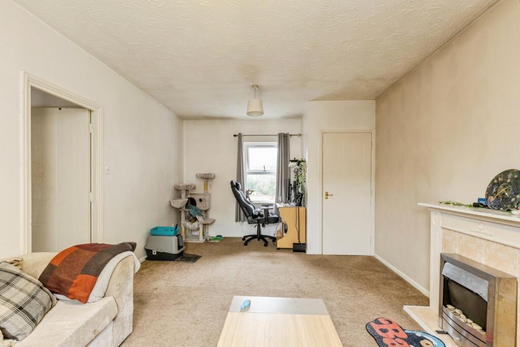 Apartment in Weston-super-Mare, Locking Castle - View 3