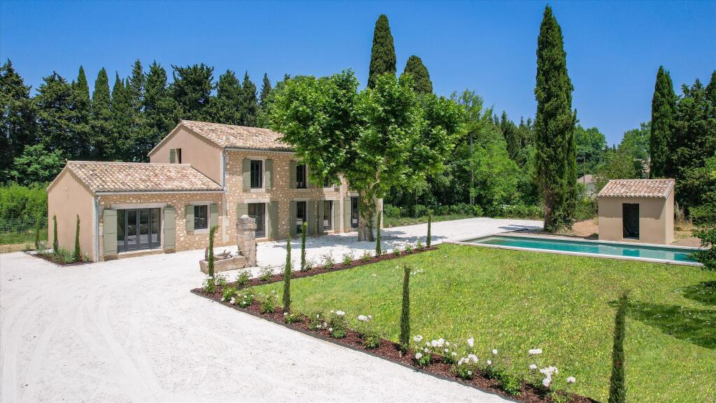 Main image of property: Provence-Alps-Cote d`Azur, Bouches-du-Rhône, Plan-d`Orgon