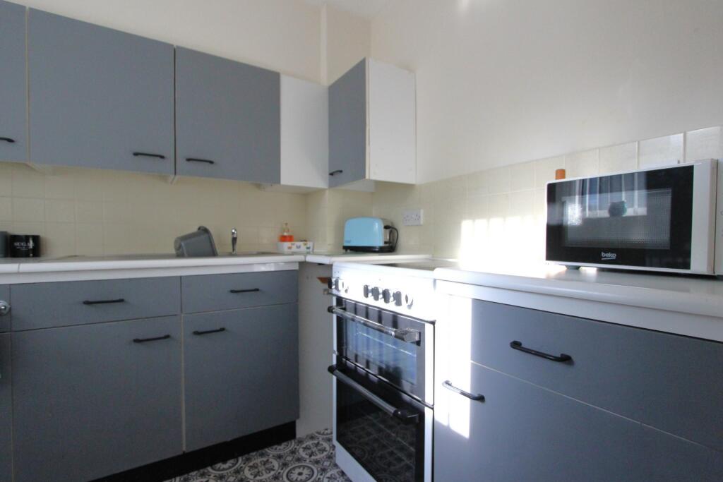 Apartment in Canterbury - View 5