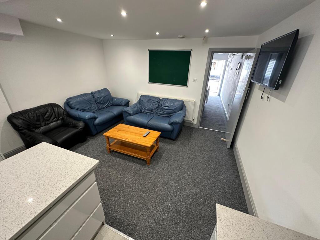 House in Birmingham - View 3