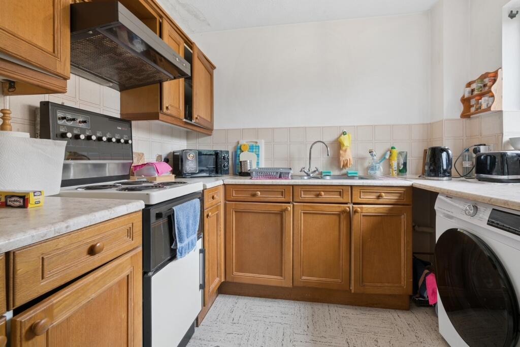 Apartment in London - View 5