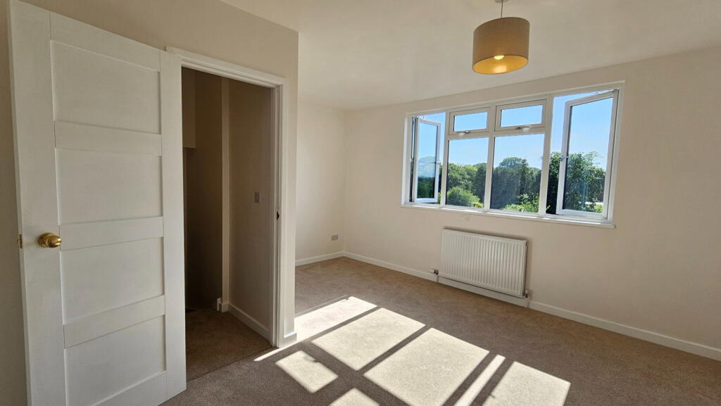 House in Newbury, West Fields, Wash Common - View 5